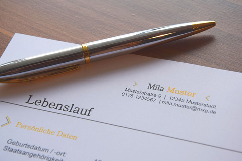 Pflegekraft bei der Arbeit